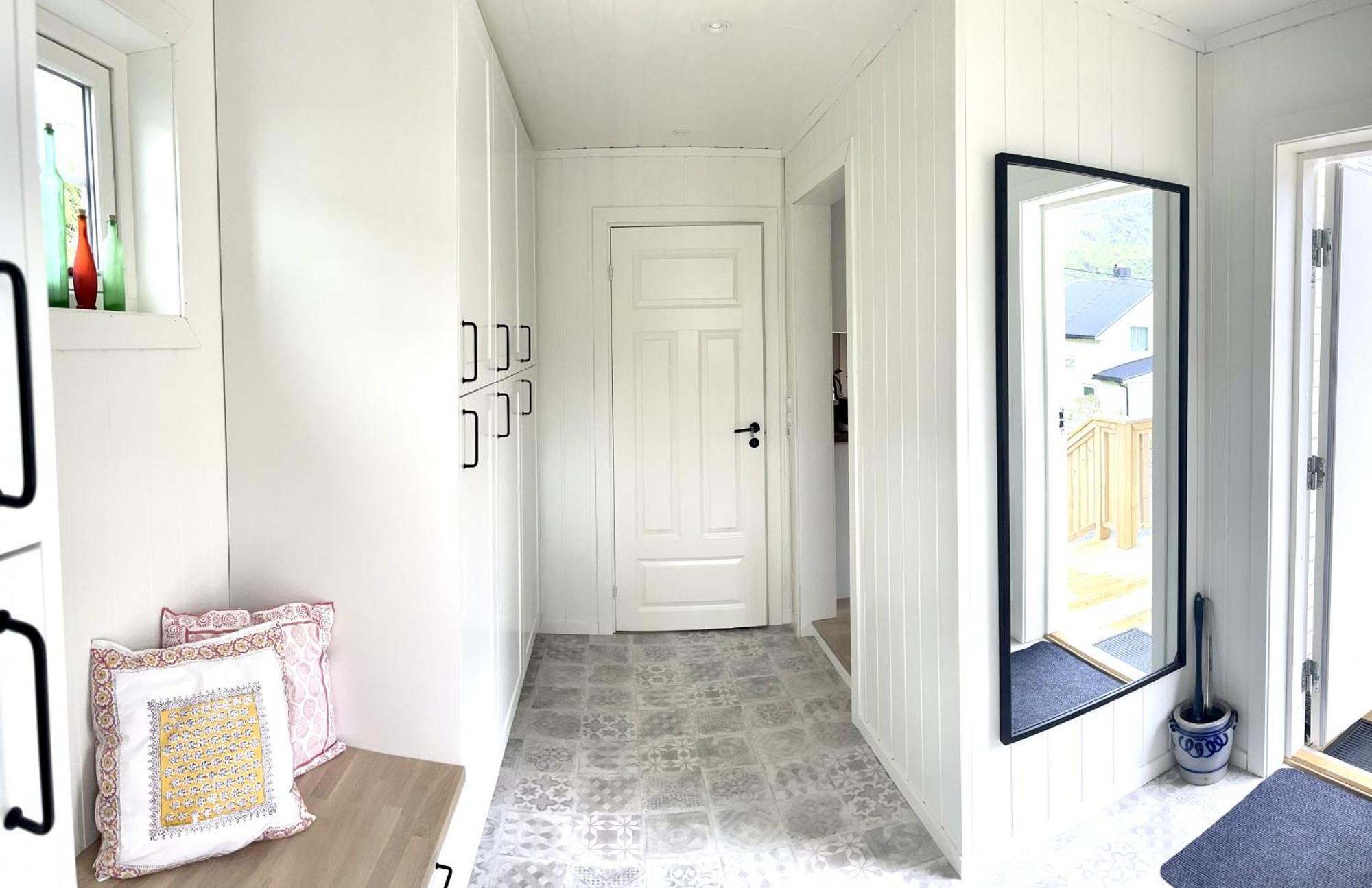 雷讷Koselig Nyrestaurert Hus Med Flott Utsikt!别墅 外观 照片